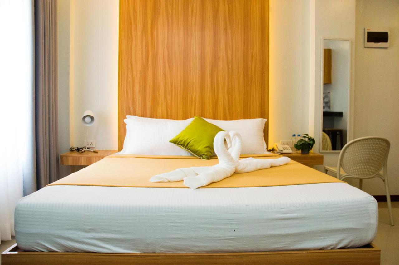 Elti Suites By Bluebookers 앙헬레스 외부 사진